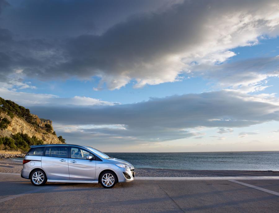  Mazda5 2011 года  (фото 148 из 184)